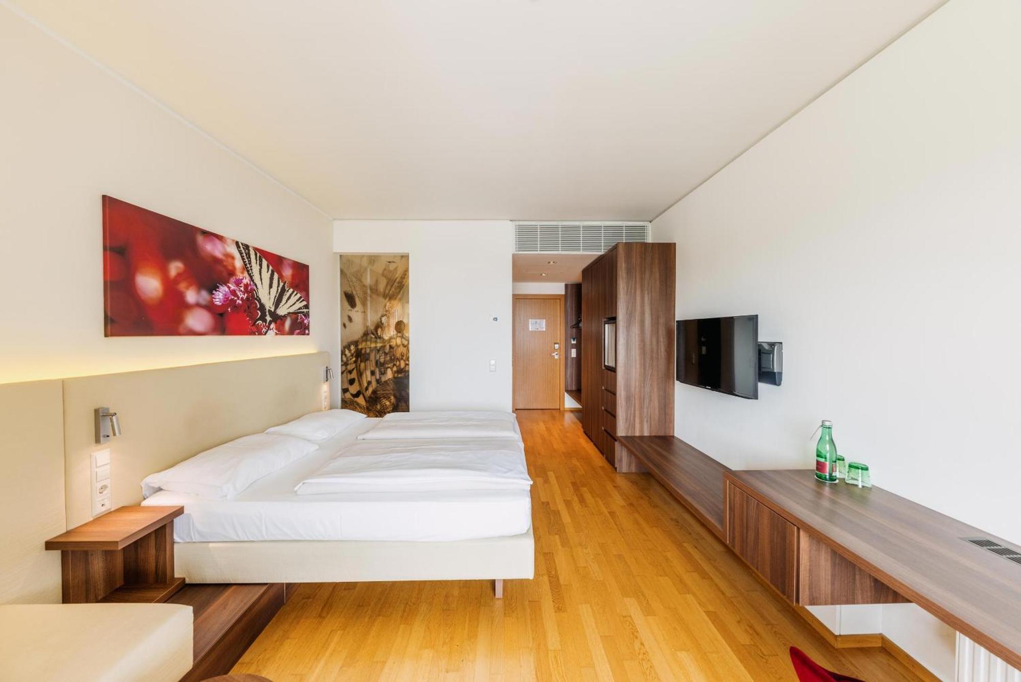 Thermenhotel Karawankenhof Villach Buitenkant foto