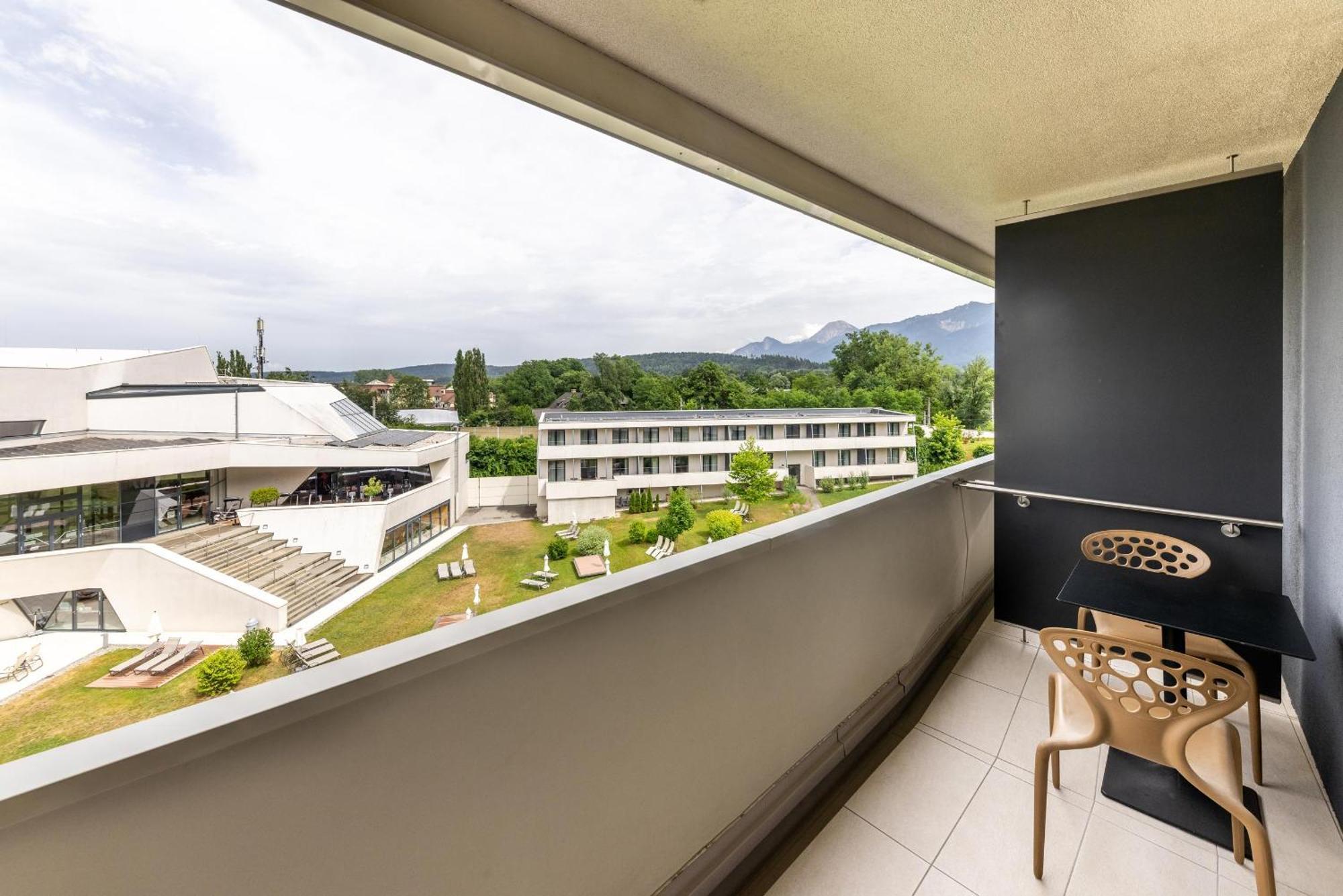Thermenhotel Karawankenhof Villach Buitenkant foto